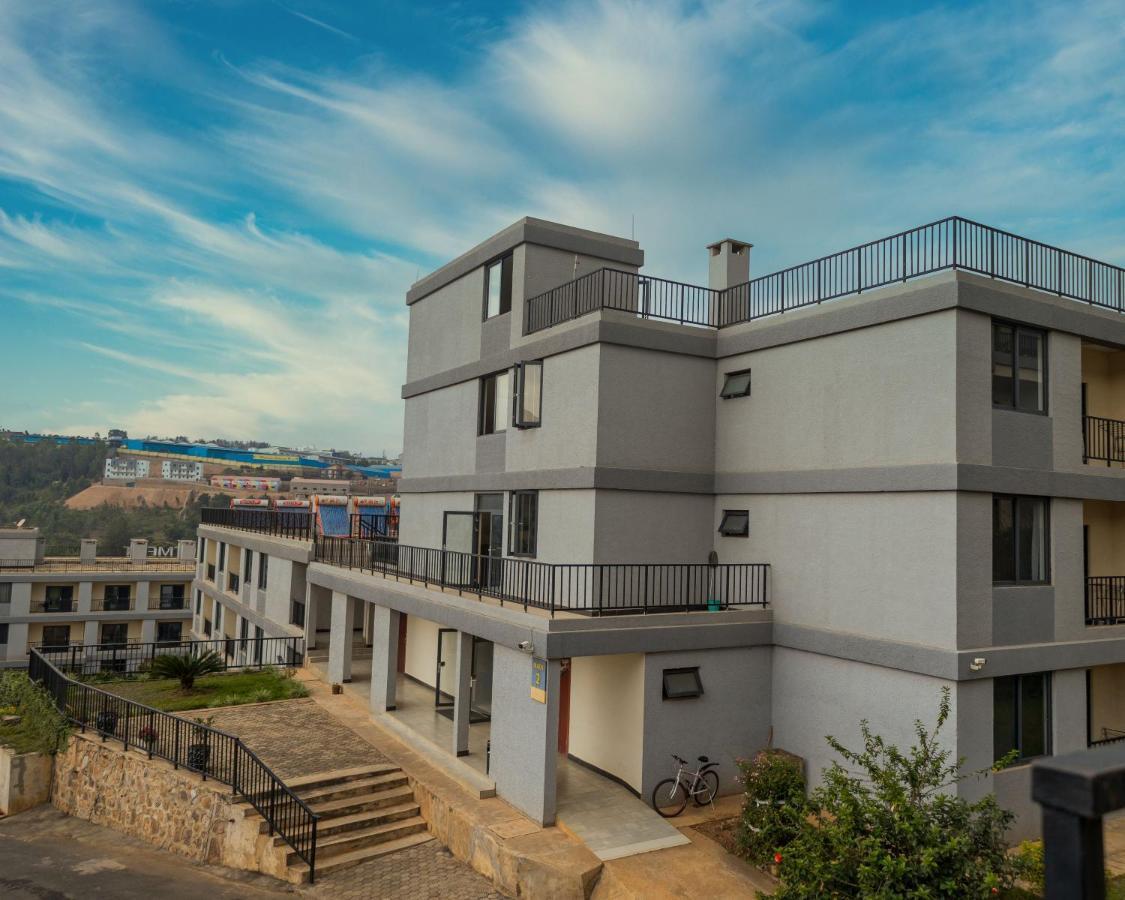 Phoenix Apartment By Link Kigali Exterior photo